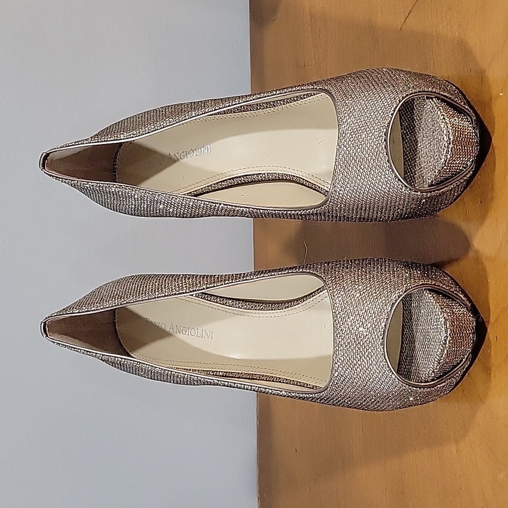 Enzo Angiolini size 9 glitter platform pumps